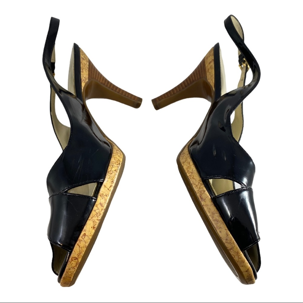 Liz Claiborne black patent look cork sandals 9